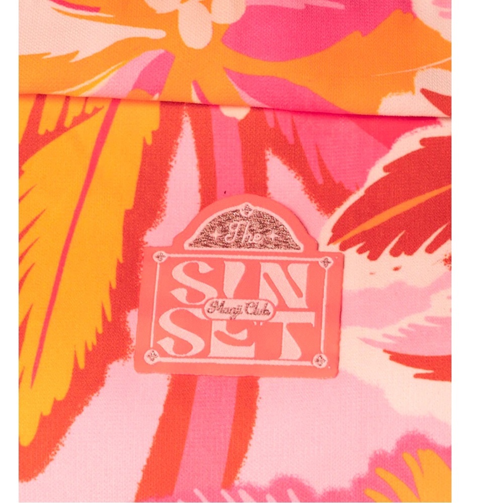 Maaji Pink Palms Sophie XL Weekender Bag. - Picture 3 of 10